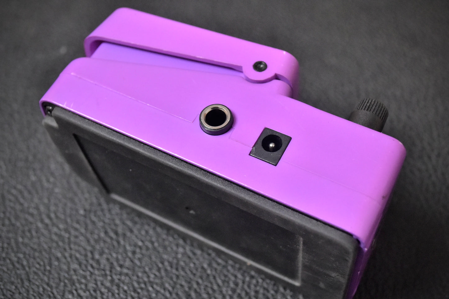 Behringer BOD100 Bass Overdrive 2000s - Purple