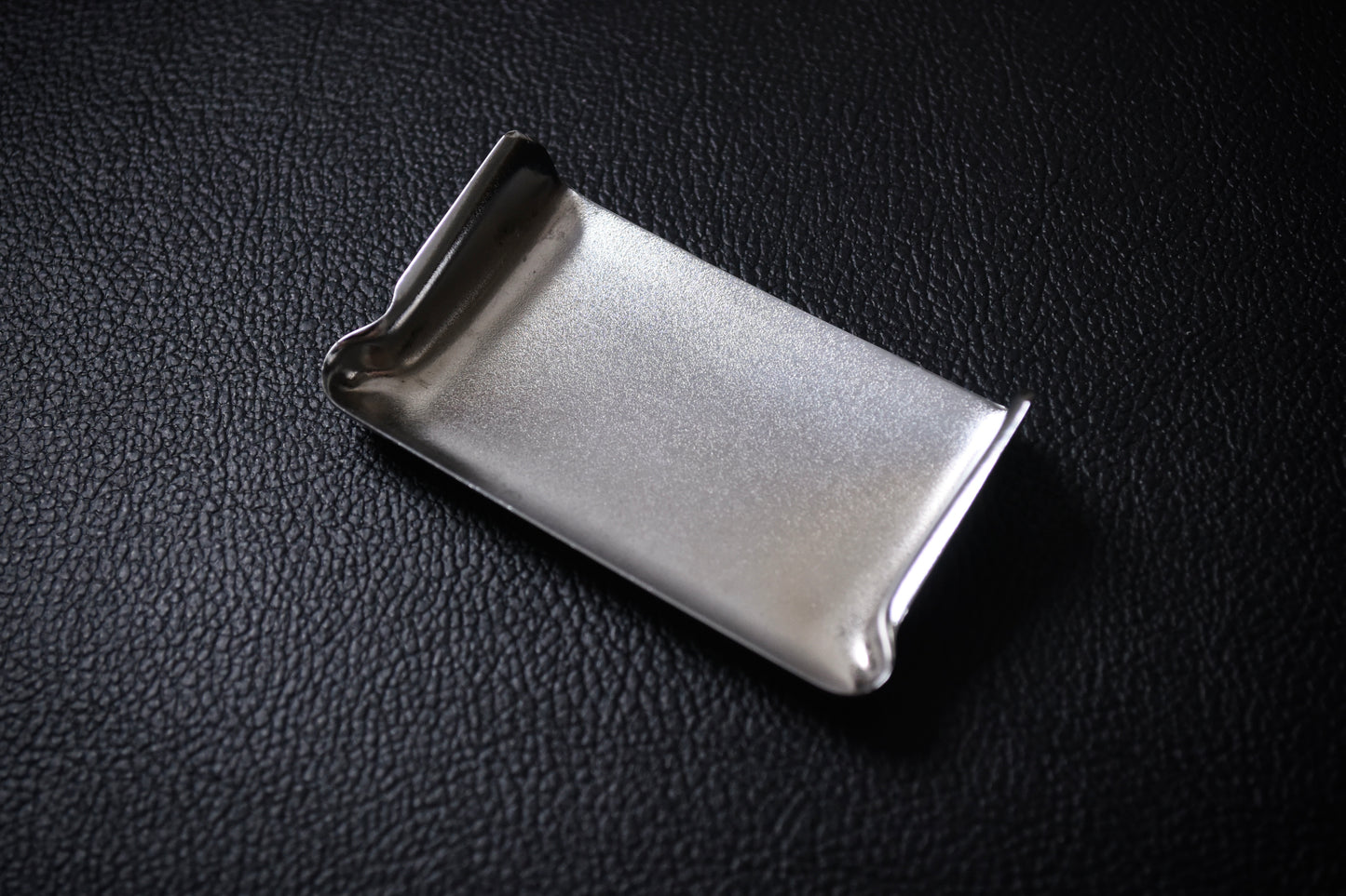 Fender 099-2270-100 Pure Vintage Stratocaster Ashtray Bridge Cover 2010s - Chrome
