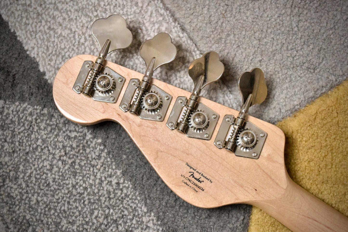 Squier Paranormal Rascal Bass HH 2023 - Metallic Black