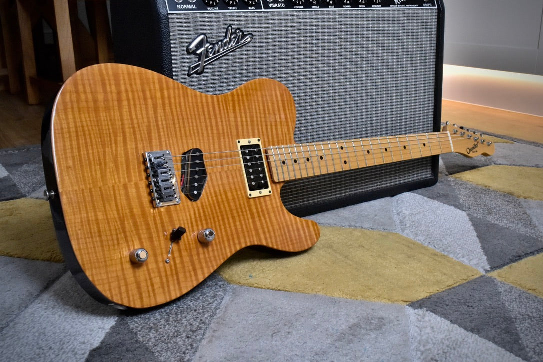 Charlie Chandler Custom Made Luthier T-Type 2002 - Trans Amber / Dark Back