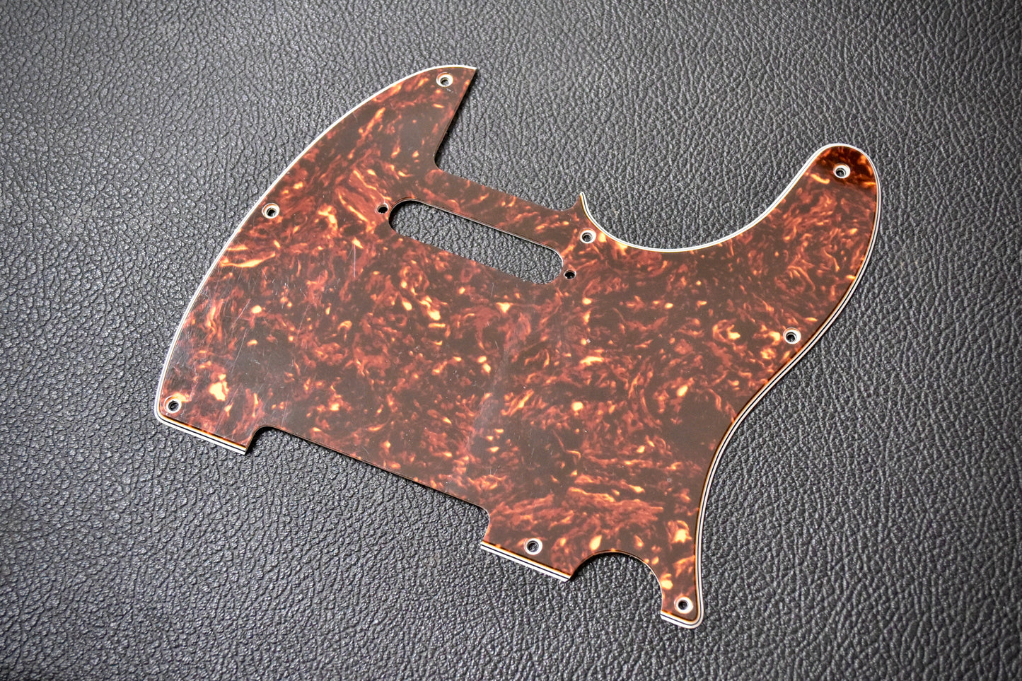 8-Hole 3-Ply Telecaster Pickguard Tortoise Shell - Pre-owned