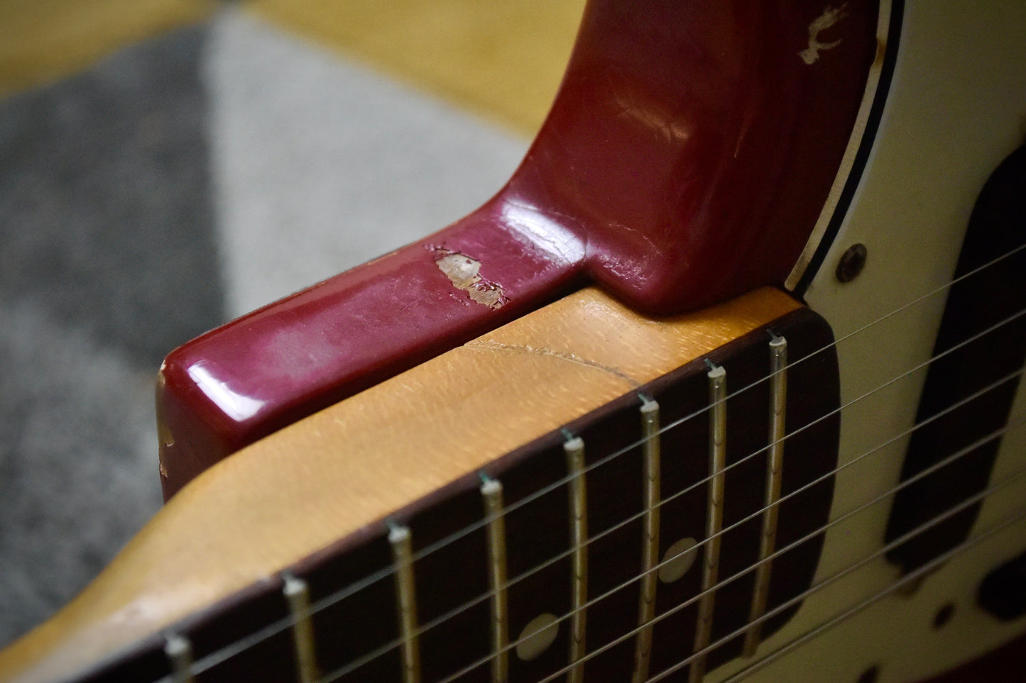 Fender Mustang Guitar with Rosewood Fretboard 1966 - Dakota Red