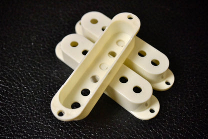 Aftermarket Stratocaster Pickup Covers 2020s - Aged Cream