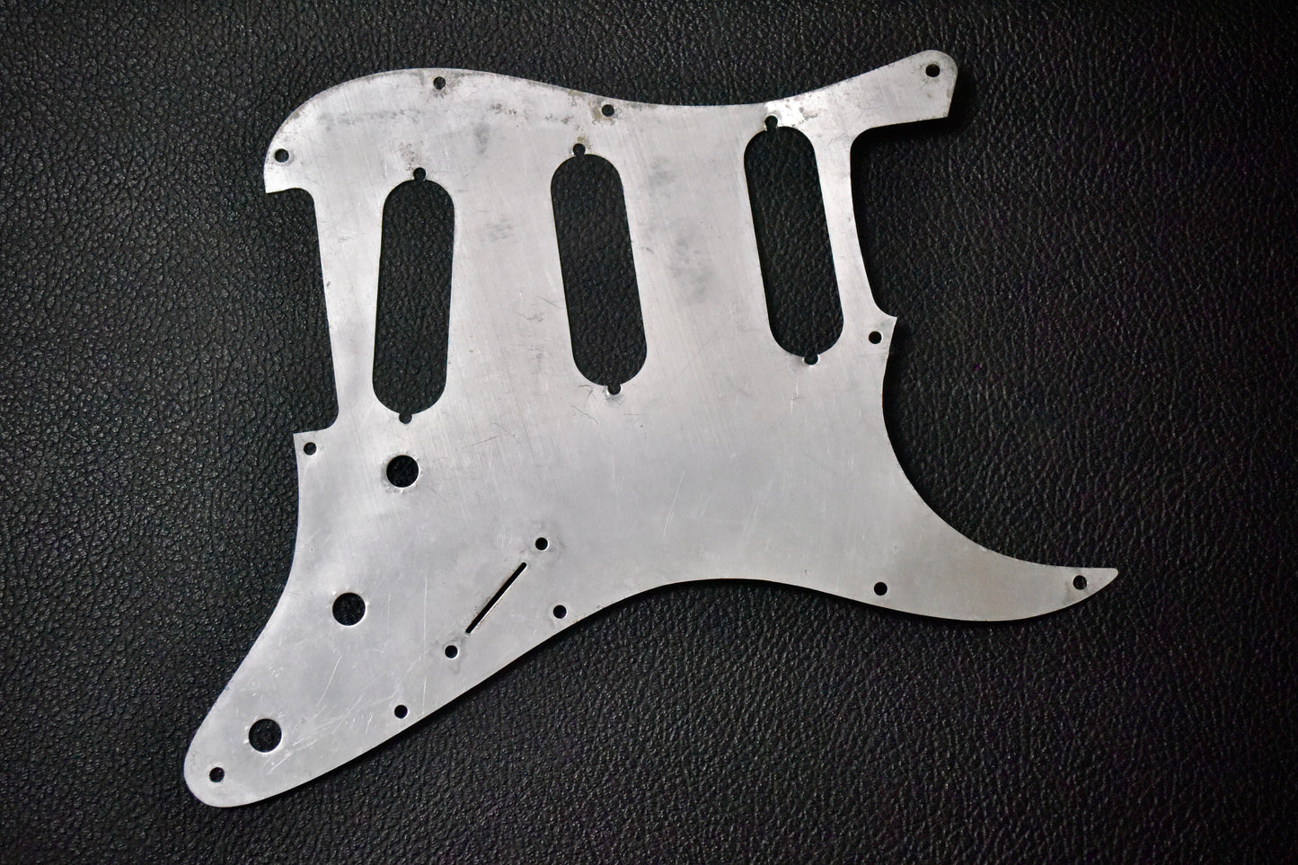 Aluminium Pickguard Shield For Stratocaster