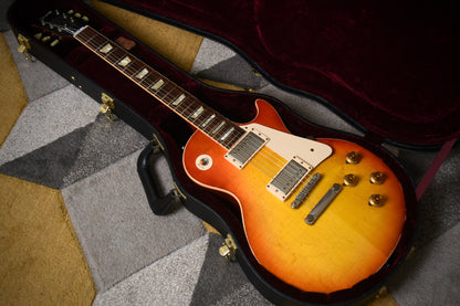 Gibson Custom Shop 1958 Les Paul Aged Washed Cherry Burst (Pre-owned, 2011)