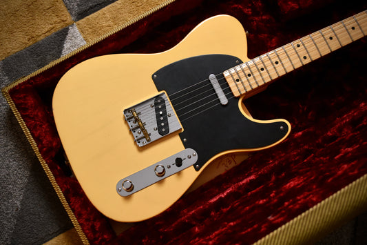 Fender American Vintage '52 Telecaster Butterscotch Blonde (Pre-owned, 2015)