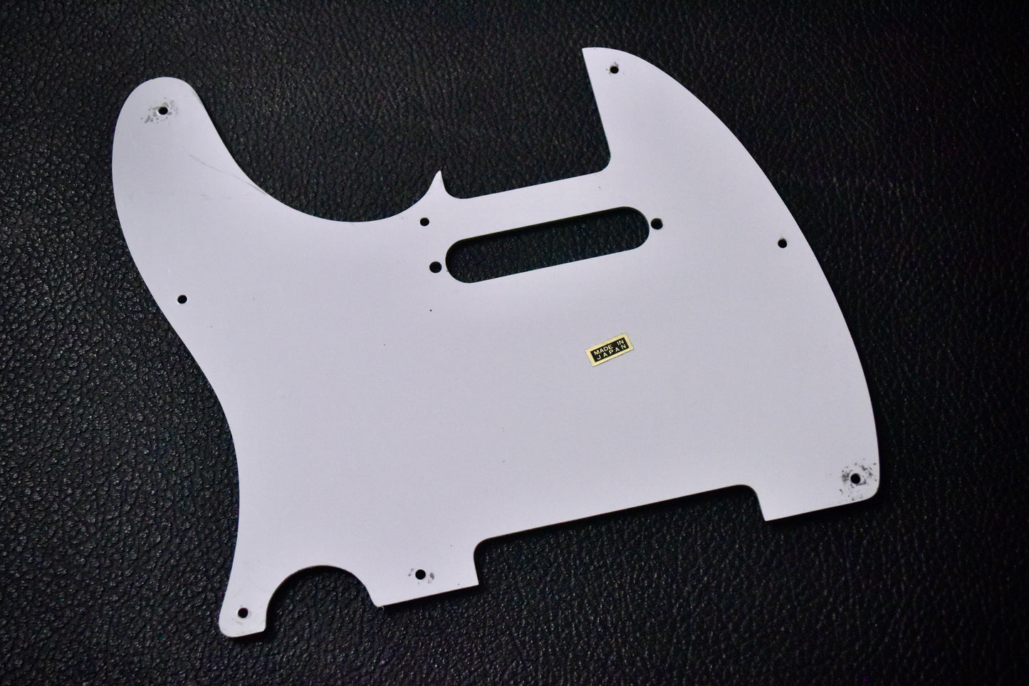 8-Hole 3-Ply Telecaster Pickguard Tortoise Shell - Pre-owned