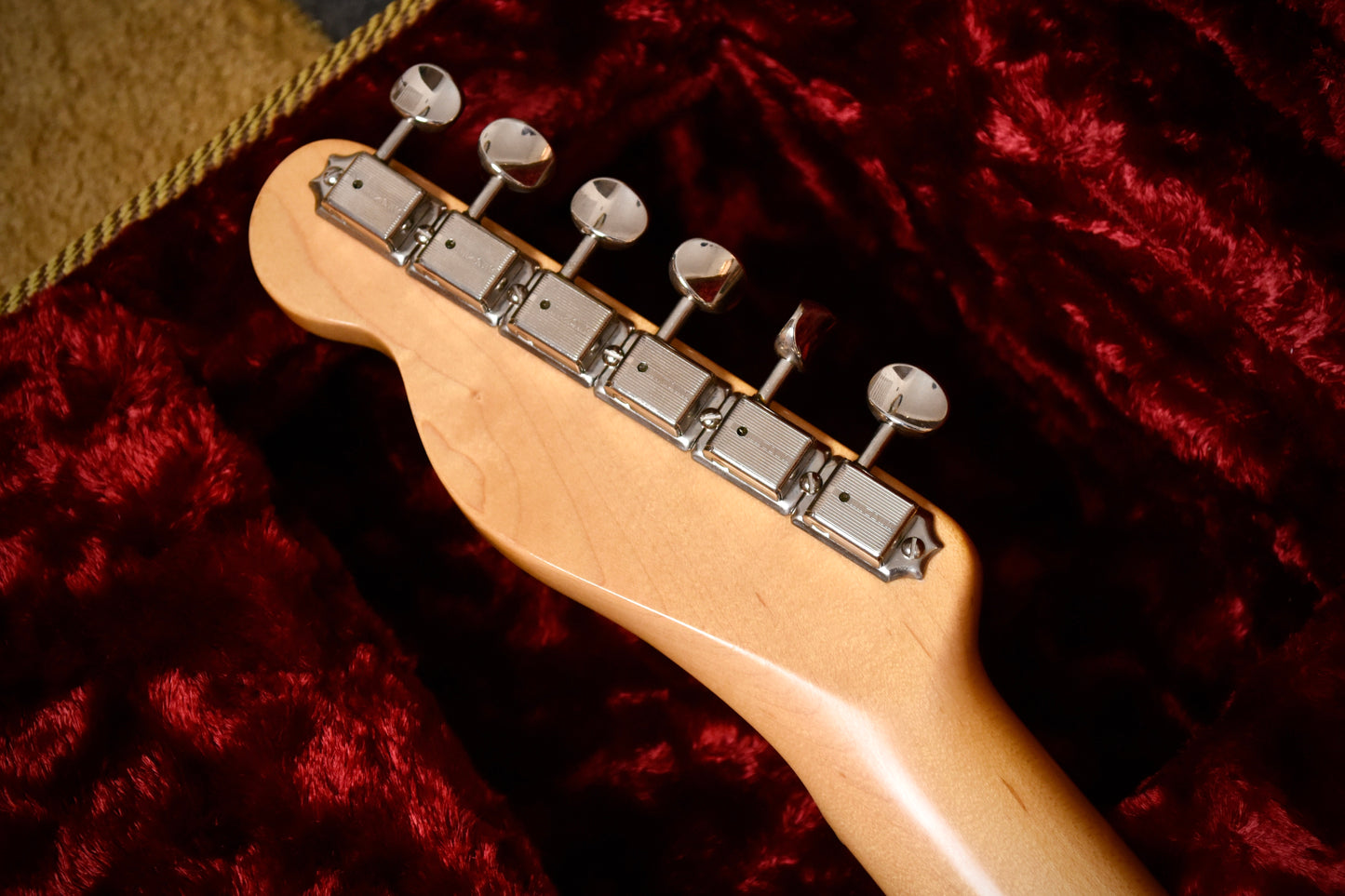 Fender American Vintage '52 Telecaster Butterscotch Blonde (Pre-owned, 2015)