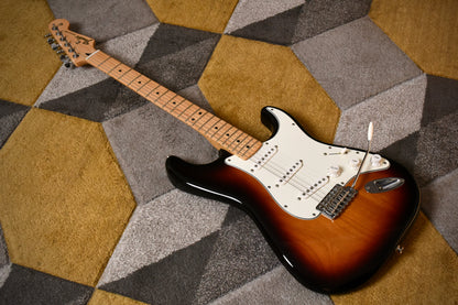 Fender (Mex) Standard Stratocaster MN / Brown Sunburst (Pre-owned, 2017)