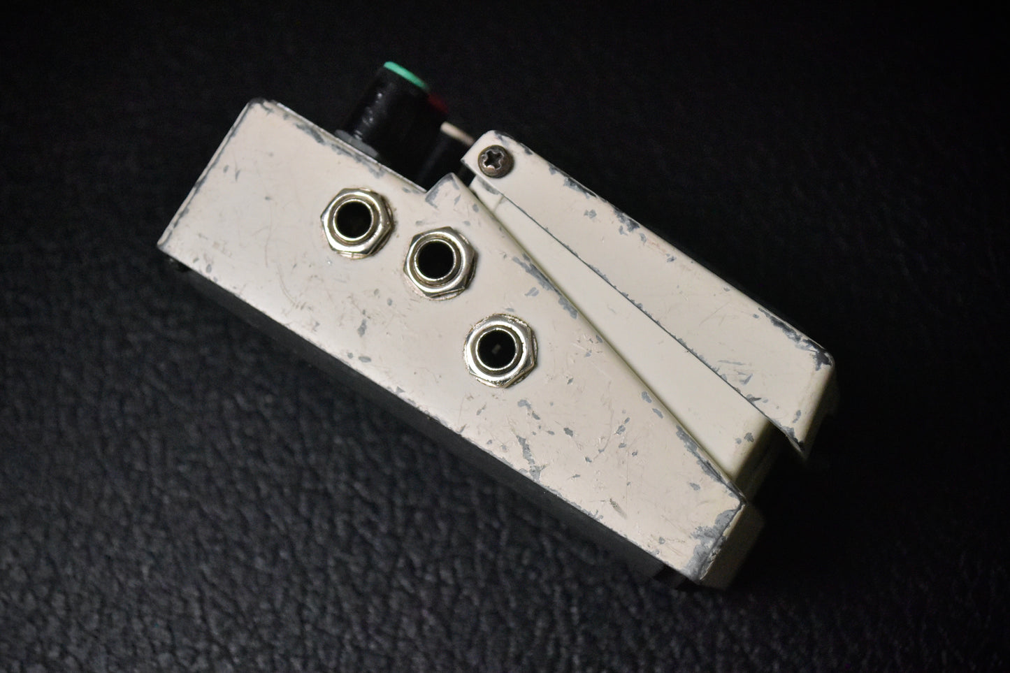 Boss LS-2 Line Selector (Silver Label) 1991 - Present - White
