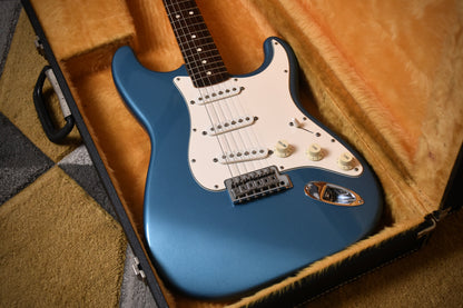 Fender (Mex) Standard Stratocaster RW / Lake Placid Blue (Pre-owned, 1995)