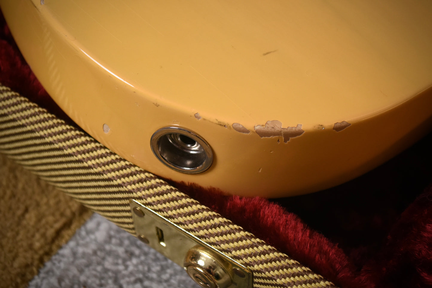 Fender American Vintage '52 Telecaster Butterscotch Blonde (Pre-owned, 2015)