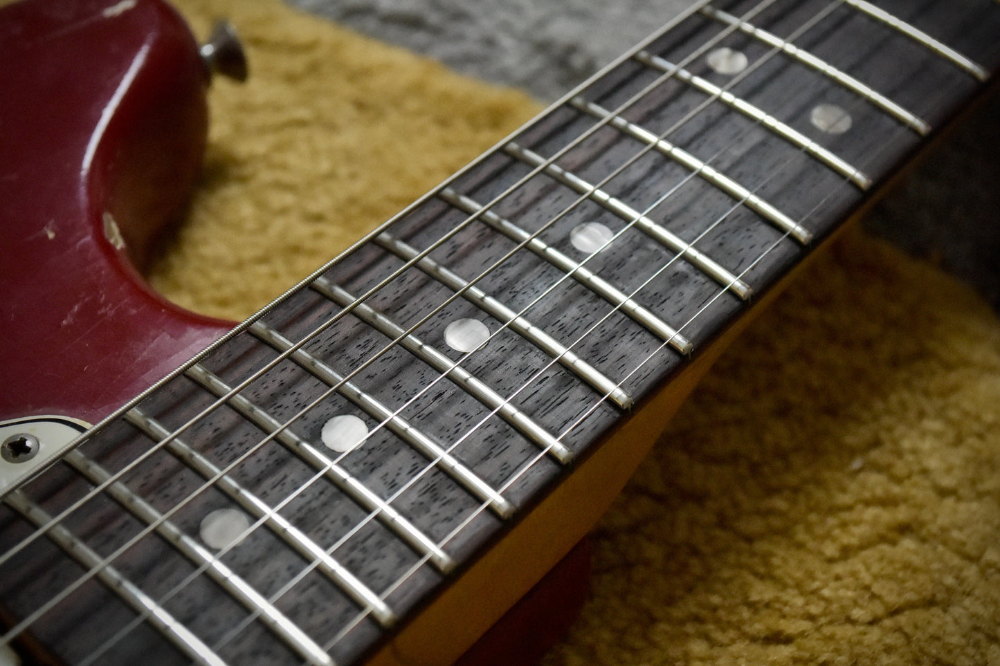Fender Mustang Guitar with Rosewood Fretboard 1966 - Dakota Red