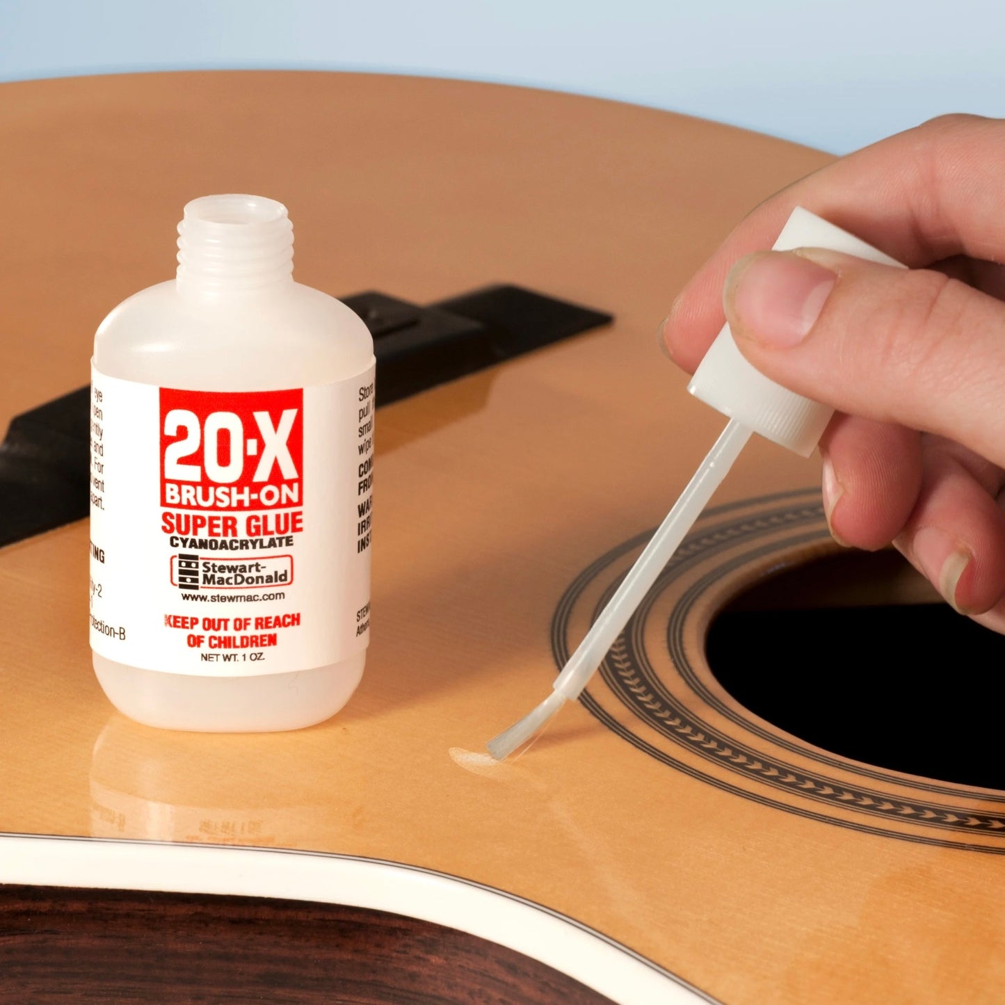 StewMac Brush-on Super Glue