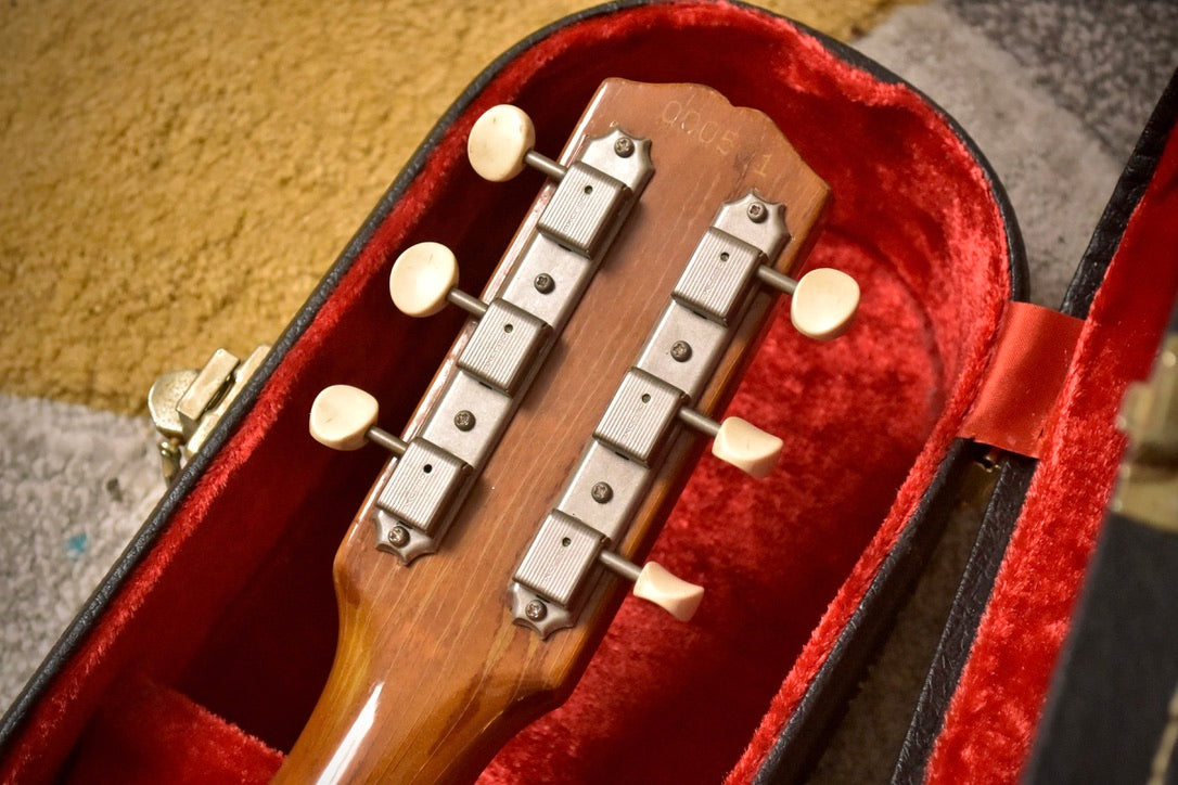 Gibson Melody Maker D with Vibrola 1967 - Pelham Blue
