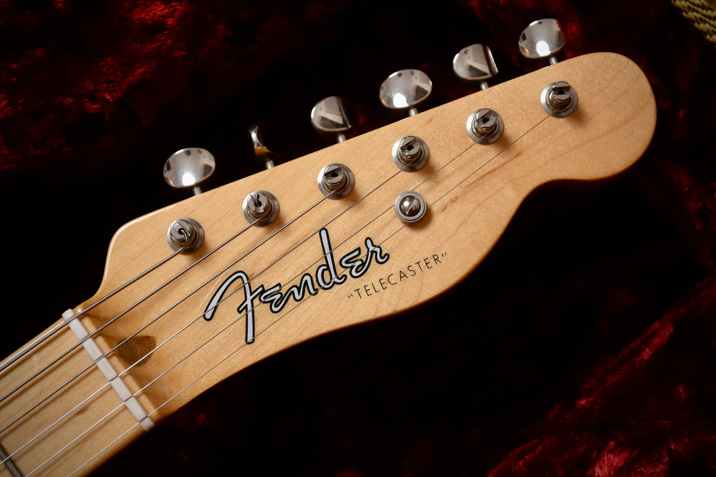 Fender American Vintage '52 Telecaster Butterscotch Blonde (Pre-owned, 2015)