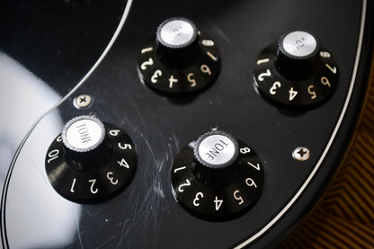Fender Classic Series '72 Telecaster® Custom Maple Fingerboard Black (Pre-owned, 2008)