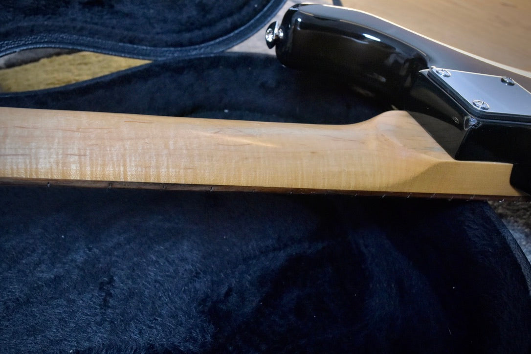 Squier Stratocaster SE European Version 2000s - 3 Tone Sunburst