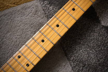 Fender Road Worn 50's Stratocaster 2 Tone Sunburst (Pre-owned, 2014)