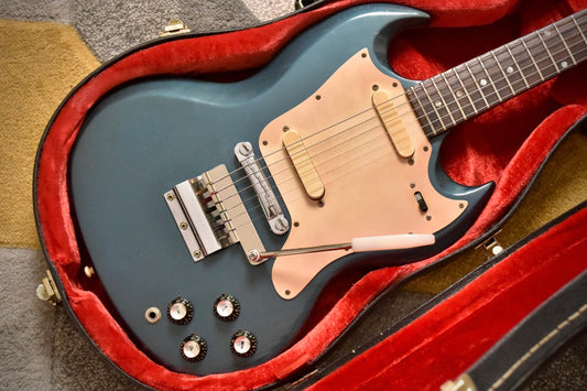 Gibson Melody Maker D with Vibrola 1967 - Pelham Blue