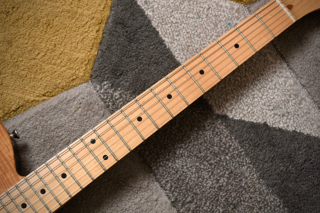 Chandler Custom T-Style Flame Top Trans Amber (Pre-owned, 2002)