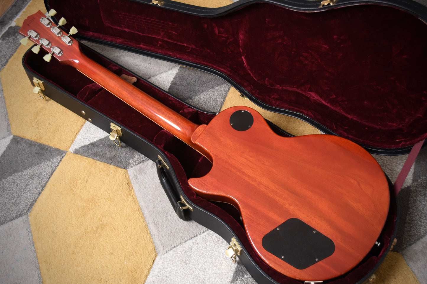 Gibson Custom Shop 1958 Les Paul Aged Washed Cherry Burst (Pre-owned, 2011)