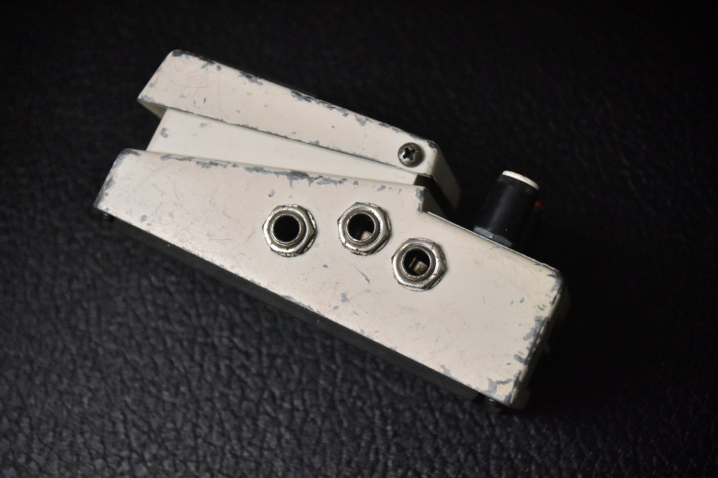 Boss LS-2 Line Selector (Silver Label) 1991 - Present - White