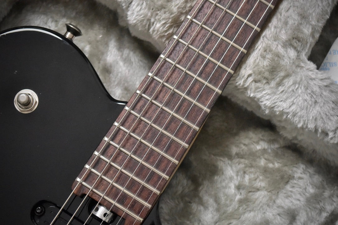 Manson MA-2 2015 - Black Gloss