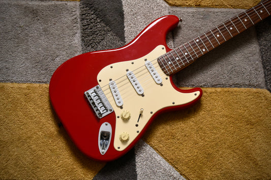 Squier Mini Stratocaster Torino Red (Pre-owned, 2003)