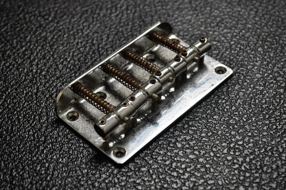 Squier Precision Bass Bridge Chrome (Pre-owned, 1997)
