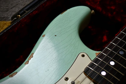 Fender Custom Shop 1964 Stratocaster Relic – Faded/Aged Surf Green (2022)