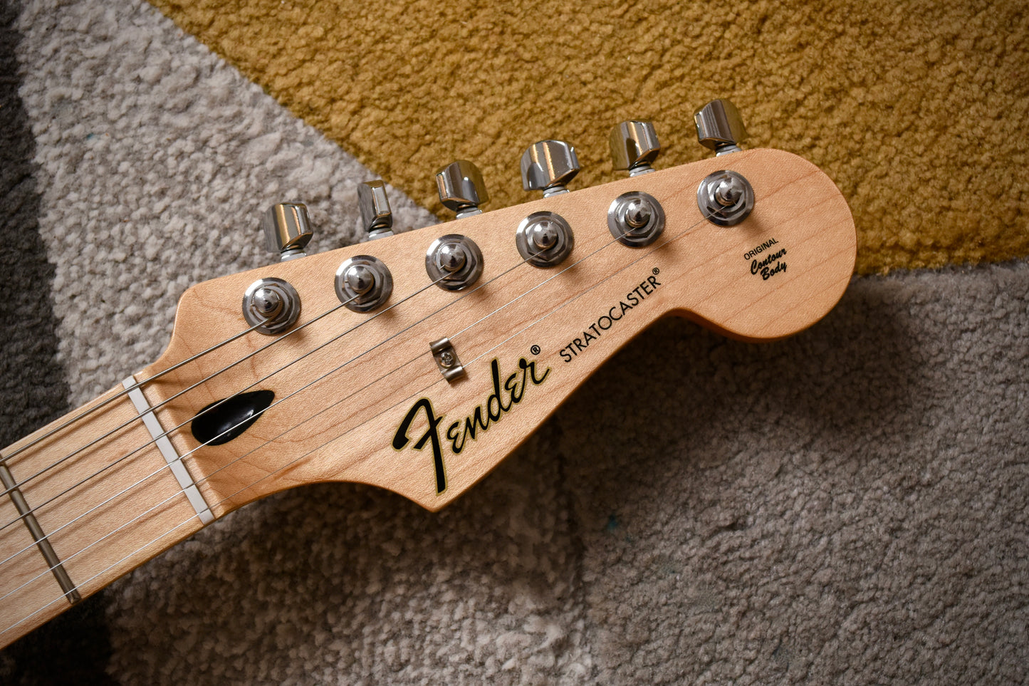 Fender (Mex) Standard Stratocaster MN / Brown Sunburst (Pre-owned, 2017)
