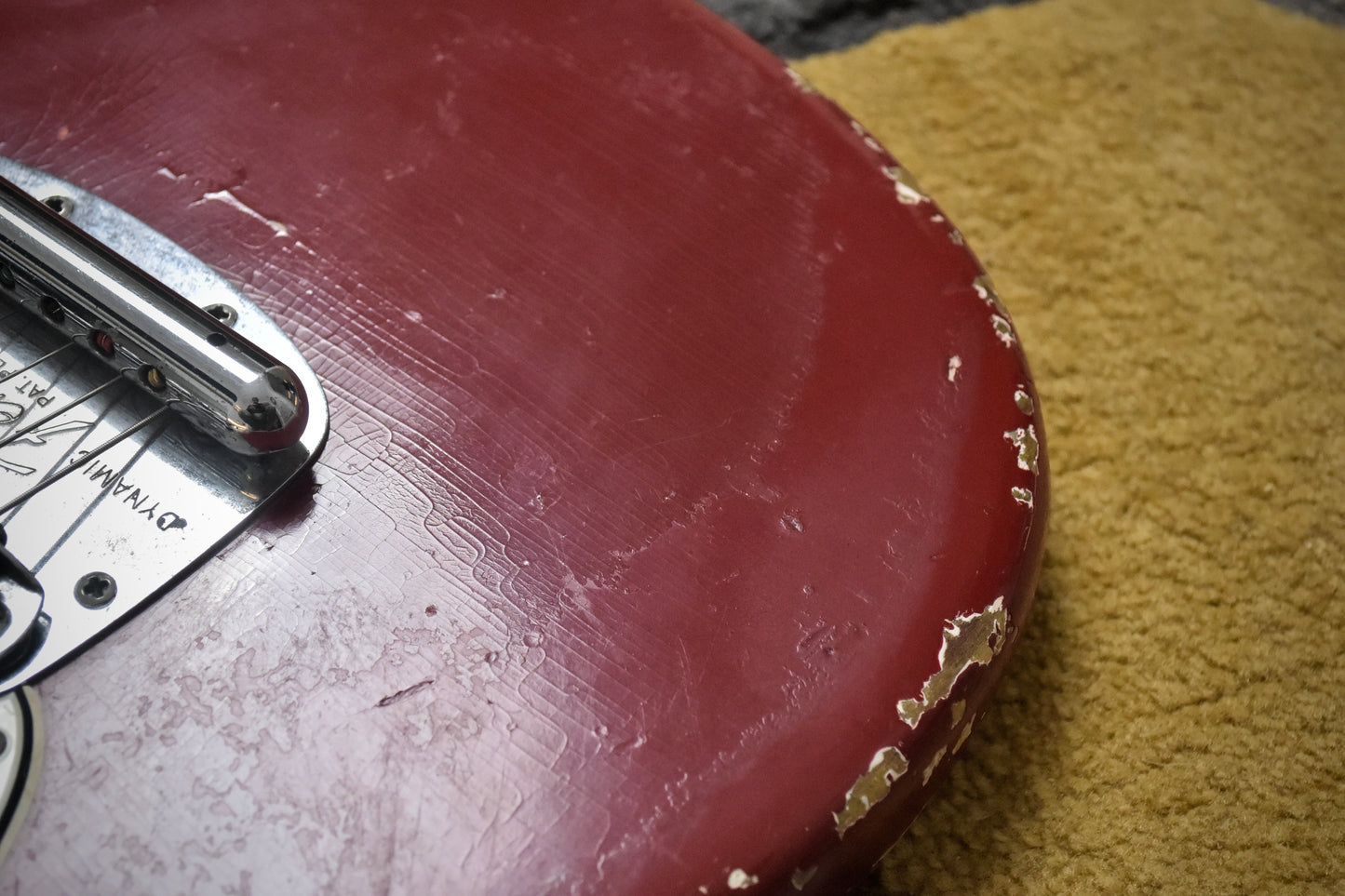 Fender Mustang Guitar with Rosewood Fretboard 1966 - Dakota Red