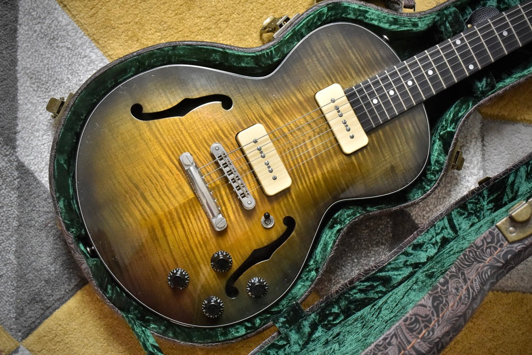 MAYBACH "Little Wing Arched Top, Non Cutaway Havanna Tobacco P90 Aged 2022