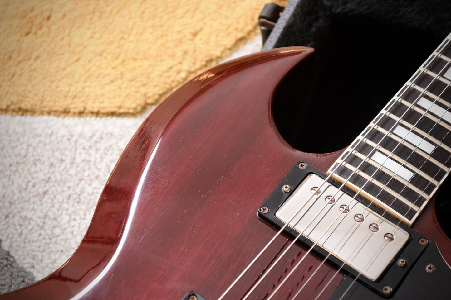 Gibson SG Standard Wine Red (Pre-owned, 1983)