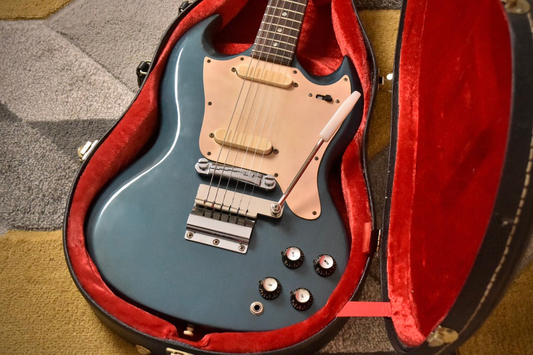 Gibson Melody Maker D with Vibrola 1967 - Pelham Blue