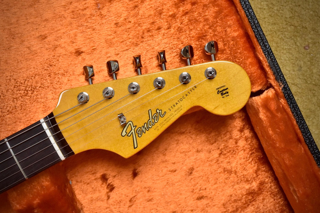 Fender American Vintage II '65 Stratocaster 2025 - Candy Apple Red