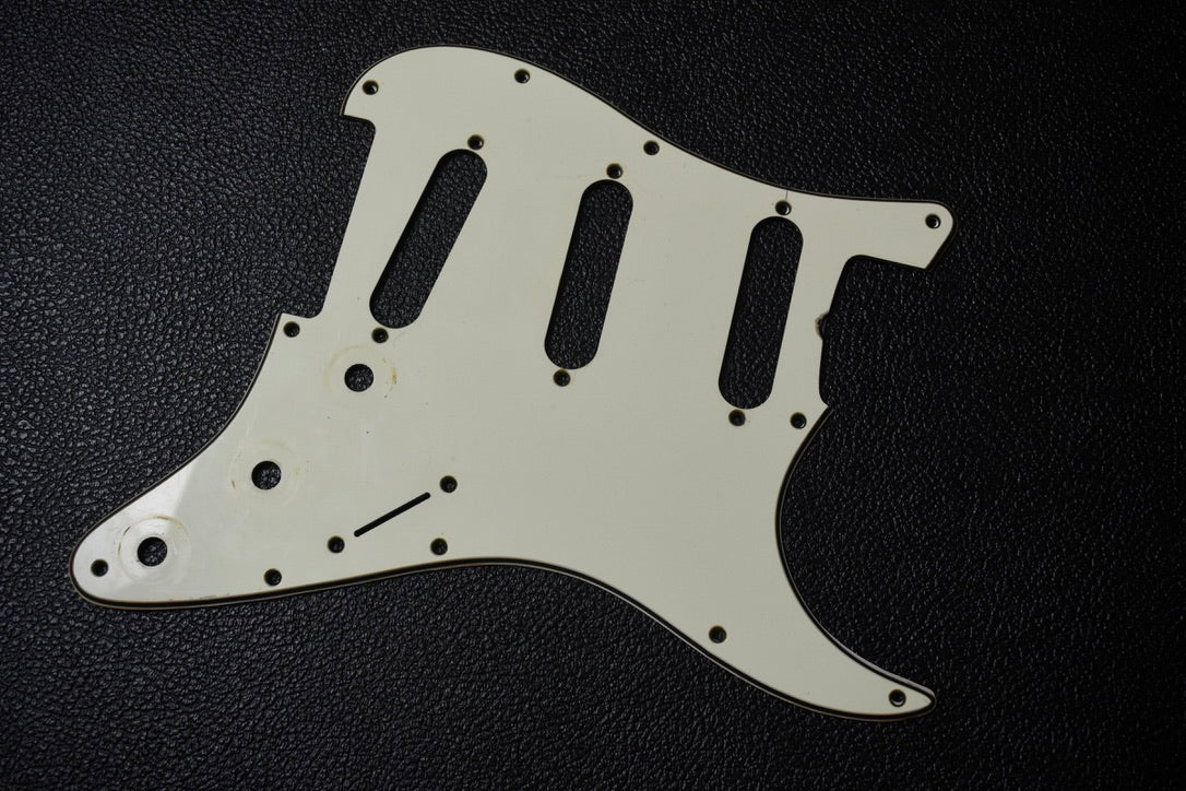 Charles Guitars VINTAGE RELIC AGED '64 WIDE BEVEL MINT PICKGUARD - Pre-owned